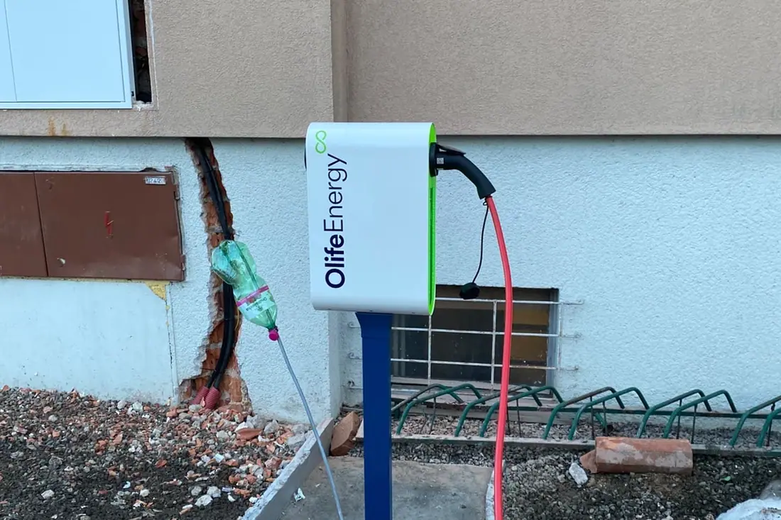Nabíjecí stanice pro elektromobil